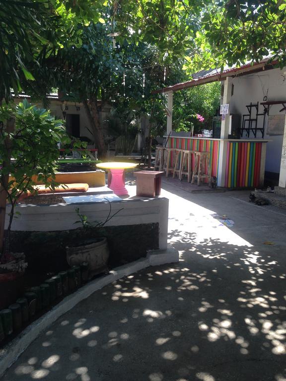 Good For Ya Knee Hostel & Bungalows (Adults Only) Gili Trawangan Exterior foto