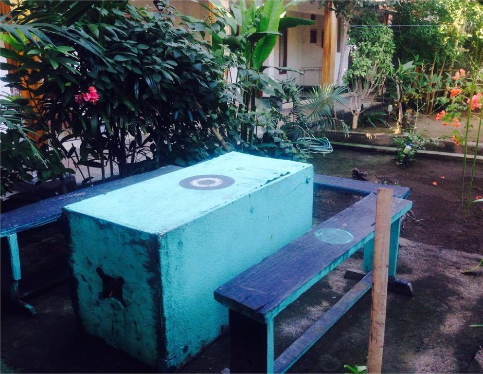 Good For Ya Knee Hostel & Bungalows (Adults Only) Gili Trawangan Exterior foto