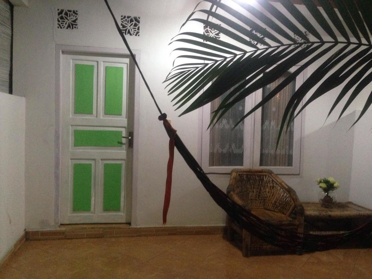 Good For Ya Knee Hostel & Bungalows (Adults Only) Gili Trawangan Exterior foto